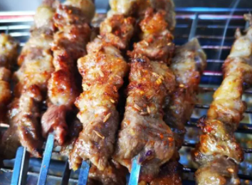 烤羊肉串腌肉