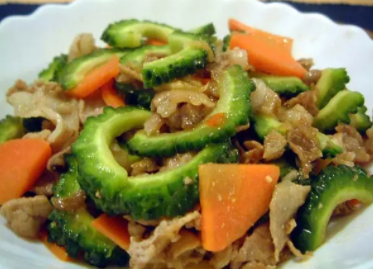羊肉炒苦瓜