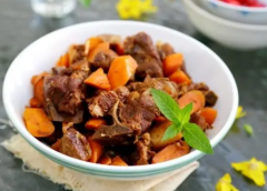 羊肉炖胡萝卜做法配料此菜营养价值